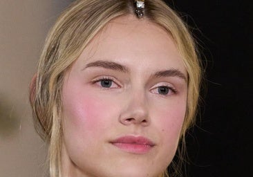 Por qué este rubor se ha convertido en el nuevo imprescindible de belleza